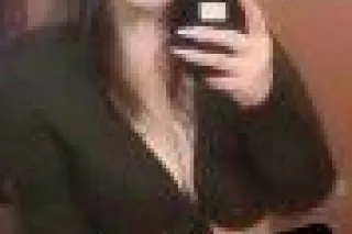 🥰THICK HIPS STRONG GRIPS AND LIPS THAT DONT QUIT 😘😘😘😘😘 - Image 1